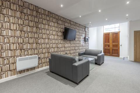 Studio to rent, Abington Street, Northampton NN1