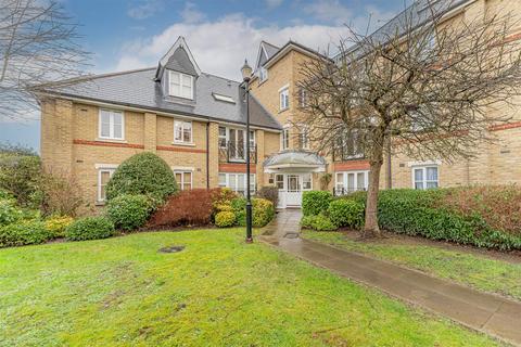 1 bedroom flat for sale, Chase Side Crescent, Enfield