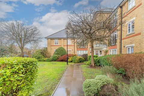 1 bedroom flat for sale, Chase Side Crescent, Enfield