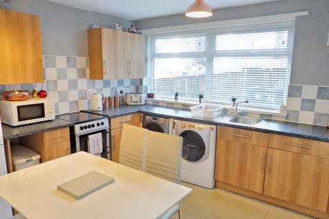 3 bedroom maisonette for sale, Longleat Gardens, Woodbine Estate, South Shields, Tyne and Wear, NE33 2NS