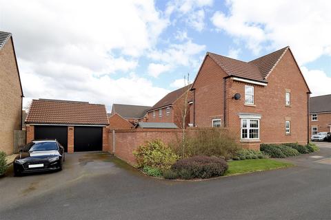 4 bedroom detached house for sale, Garbutt Close, Stamford Bridge, York