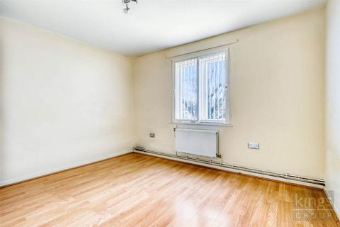 2 bedroom flat for sale, Academia Way, London