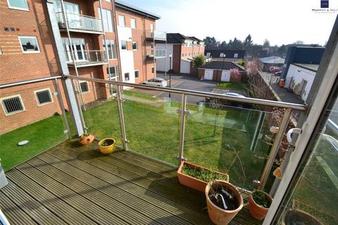 2 bedroom flat to rent, Mayfair Court, Observer Drive, Watford, WD18