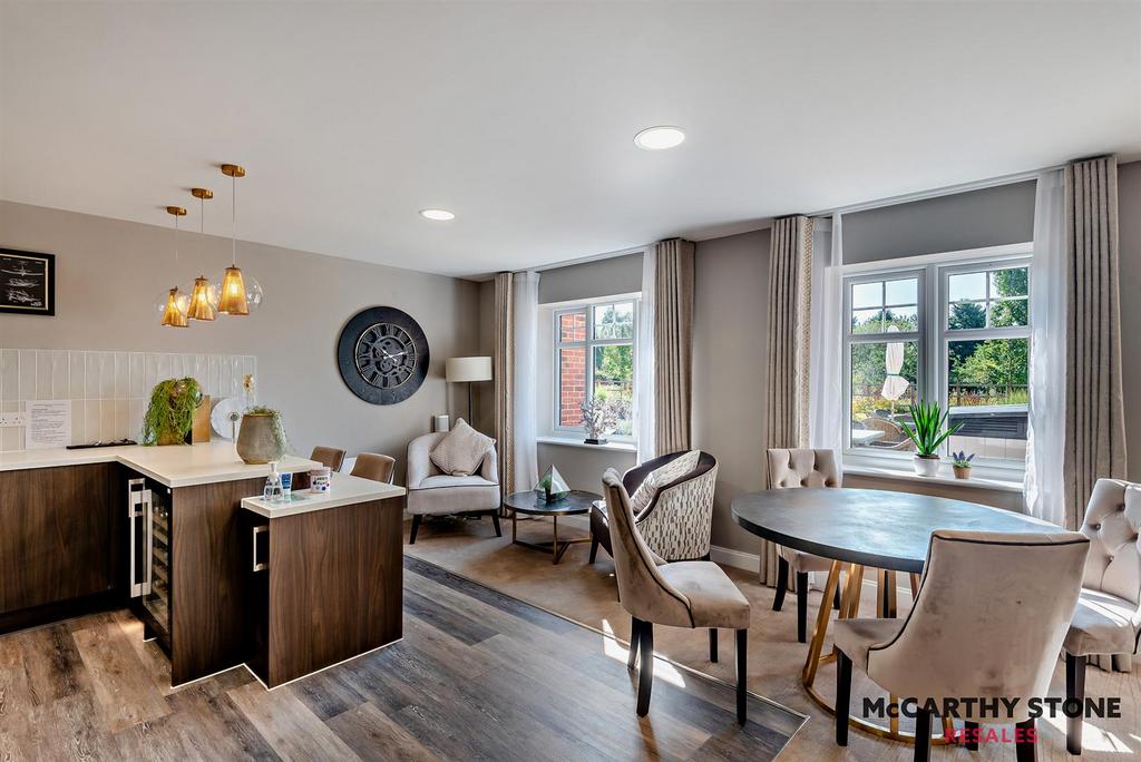 Homeowners Lounge