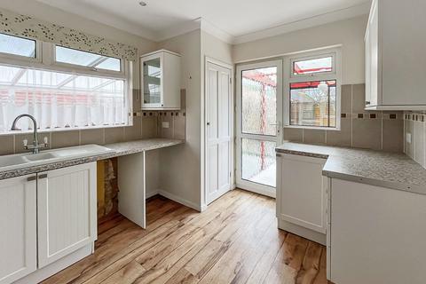 3 Boundary Way, East Preston, Littlehampton, BN16 1BU