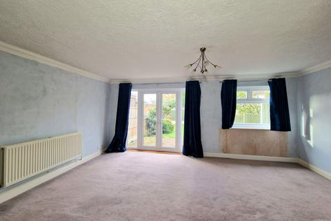 3 bedroom terraced house for sale, Marlborough Close, Grays RM16