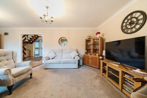 4 bedroom detached house for sale, The Chantry, Hillingdon, Middlesex