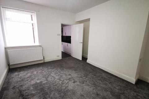 2 bedroom flat to rent, Walpole Street, Walkergate, Newcastle upon Tyne, NE6