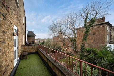 2 bedroom flat for sale, Tollington Park, Stroud Green,N4