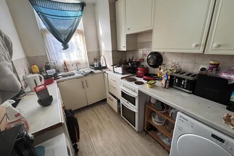 5 bedroom flat for sale, Central Drive, Blackpool FY1