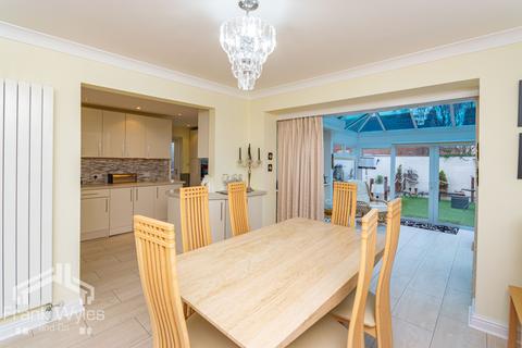 3 bedroom detached bungalow for sale, Heyhouses Lane, Lytham St. Annes, Lancashire