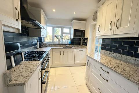 3 bedroom semi-detached house for sale, Melton Avenue, Solihull