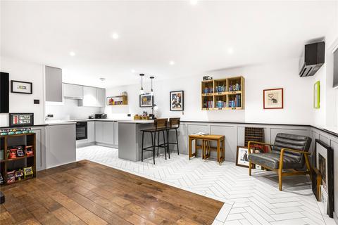 2 bedroom apartment to rent, Middlesex Street, Spitafields, London, E1