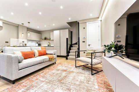 3 bedroom house for sale, Rutland Mews, St John's Wood, NW8