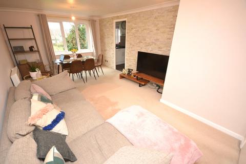 2 bedroom apartment to rent - Ramshaw Drive, CM2