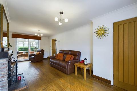 4 bedroom detached house for sale, Barleycroft, Scarborough YO11
