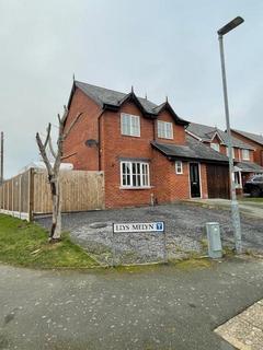 3 bedroom detached house to rent, Llys Melyn, Tregynon