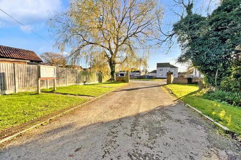 2 bedroom park home for sale, Chelmsford Road, Blackmore, Ingatestone, Essex