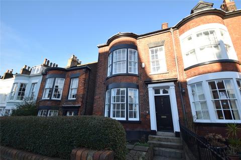 3 bedroom end of terrace house for sale, Falsgrave Road, Scarborough, North Yorkshire, YO12