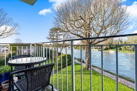 2 bedroom apartment for sale, Riverside Road, Staines-upon-Thames, TW18