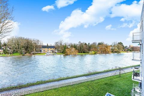 undefined, Riverside Road, Staines-upon-Thames, TW18