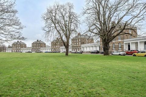 1 bedroom flat for sale, The Paragon, Blackheath