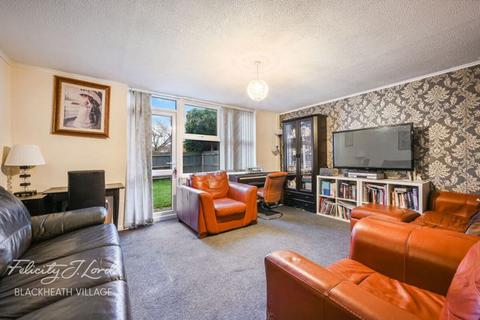 2 bedroom end of terrace house for sale, Le May Avenue, London