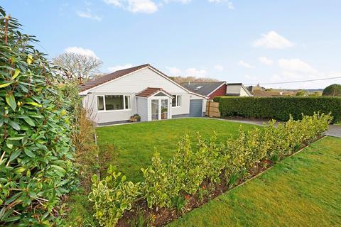 33 Haddon Way, Carlyon Bay, St Austell, PL25 3QG