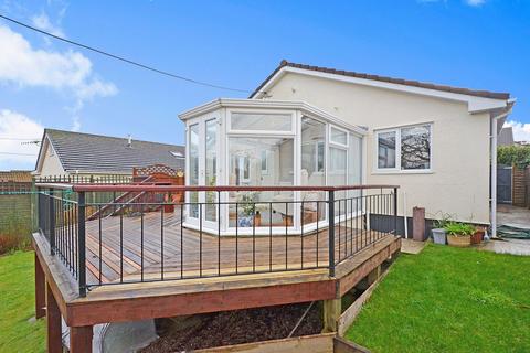 33 Haddon Way, Carlyon Bay, St Austell, PL25 3QG