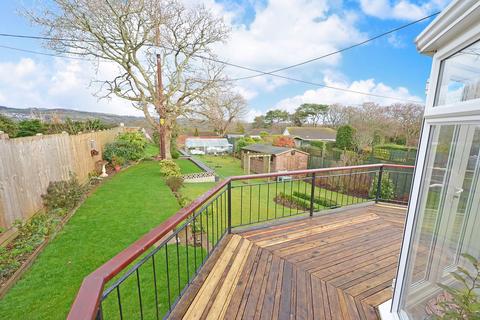 33 Haddon Way, Carlyon Bay, St Austell, PL25 3QG