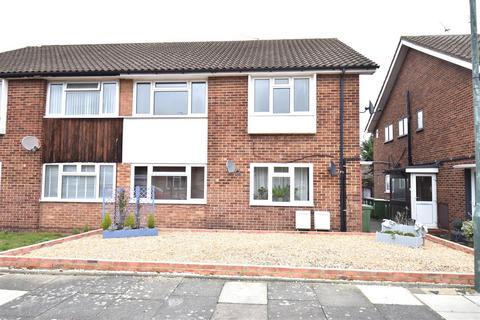 2 bedroom maisonette for sale, Thwaite Close, Erith DA8