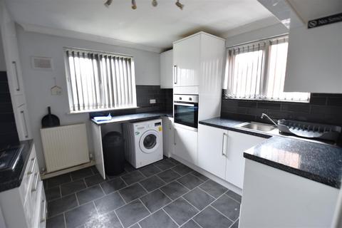 2 bedroom maisonette for sale, Thwaite Close, Erith DA8