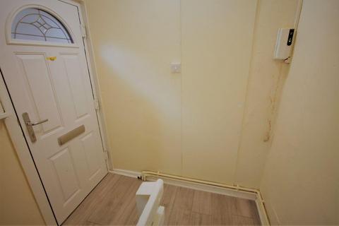 2 bedroom flat to rent, Flat , Lanyard House, Windlass Place, London