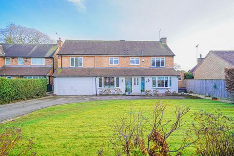 5 bedroom detached house for sale, Woodchester Road, Dorridge, B93