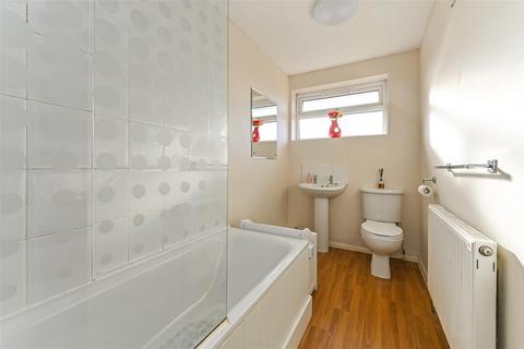 2 bedroom terraced house for sale, Hawthorn Close, Fareham