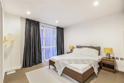 2 bedroom flat for sale, Glasshouse Yard, London EC1A