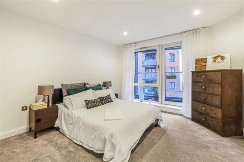 2 bedroom flat for sale, Glasshouse Yard, London EC1A