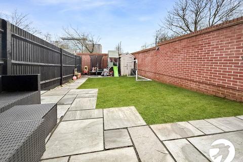 3 bedroom end of terrace house for sale, Heath Wood Drive, Penenden Heath, Maidstone, Kent, ME14