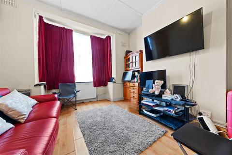 1 bedroom flat for sale, Francis Road, Croydon