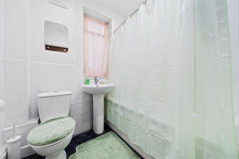 1 bedroom flat for sale, Francis Road, Croydon