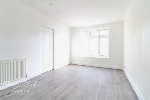 3 bedroom terraced house to rent, Aberford Gardens, London