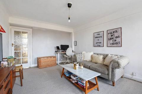 1 bedroom flat for sale, Chalk Farm NW3