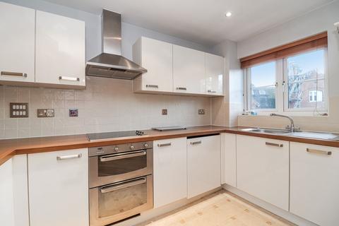 2 bedroom flat for sale, Lockhart Road, Watford, WD17