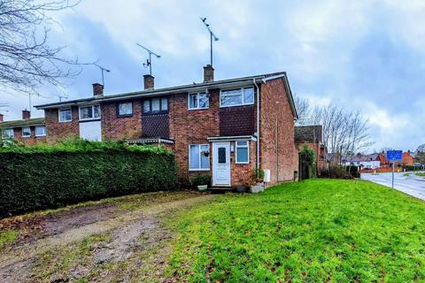 3 bedroom end of terrace house for sale, Emmbrook Gate, Wokingham