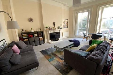 2 bedroom house to rent, Brunswick Place, Hove