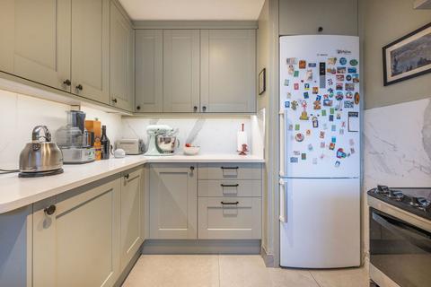 66 River Park Gardens, Bromley, BR2 0BH