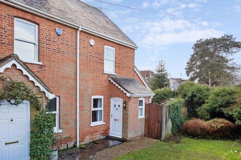 2 bedroom terraced house for sale, Aylesbury End, Beaconsfield, HP9