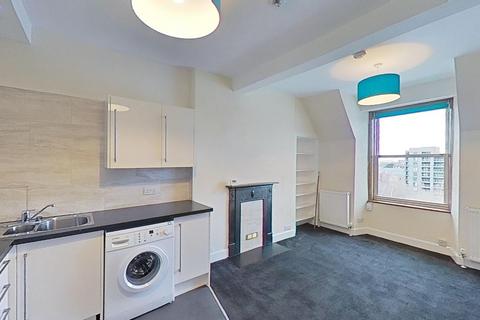 1 bedroom flat to rent, Earlston Place, Edinburgh, Midlothian, EH7