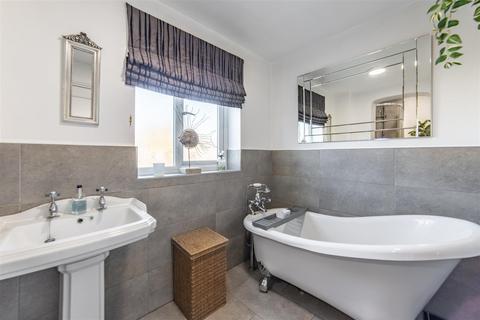 29 Middlegate, Loansdean, Morpeth, NE61 2DD