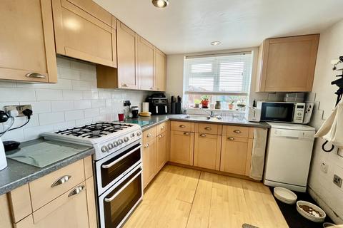 2 bedroom terraced house for sale, Staverton Walk, Blandford Forum